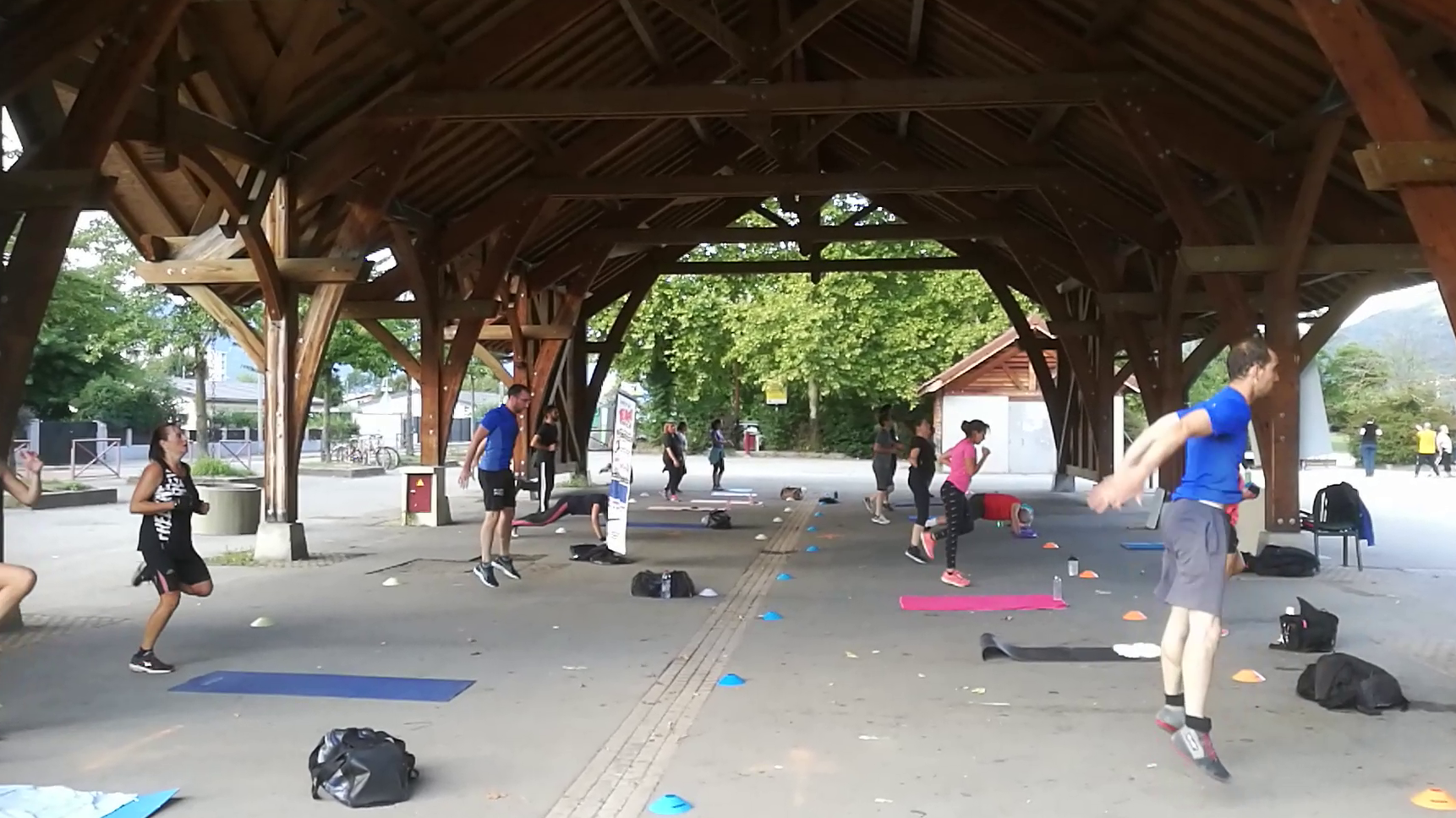 HIIT, activités sportifs pour les adultes proposés par l'association BE API à Echirolles